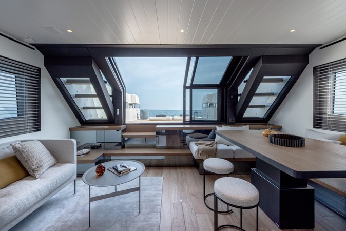 BG74 2025 74' 10" BLUEGAME