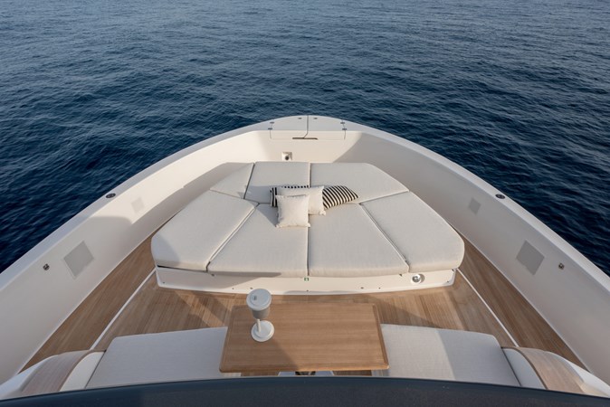 BG74 2025 74' 10" BLUEGAME