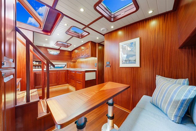 Photo of VICEM Island Girl  62' 1