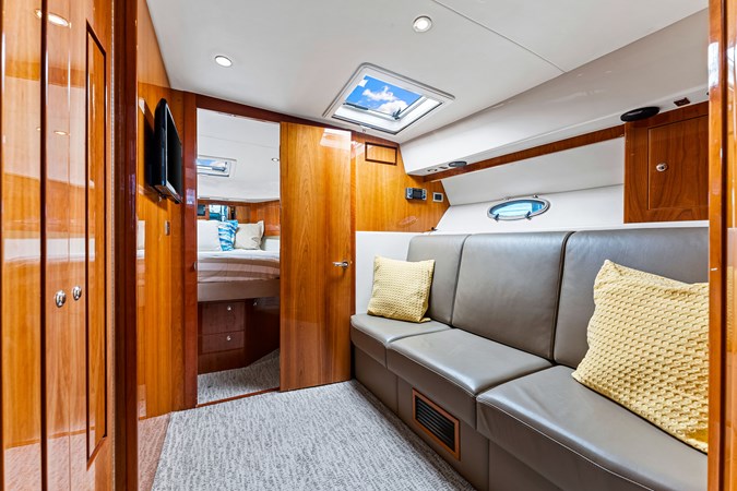 Photo of RIVIERA AUSTRALIA Lady B 50'