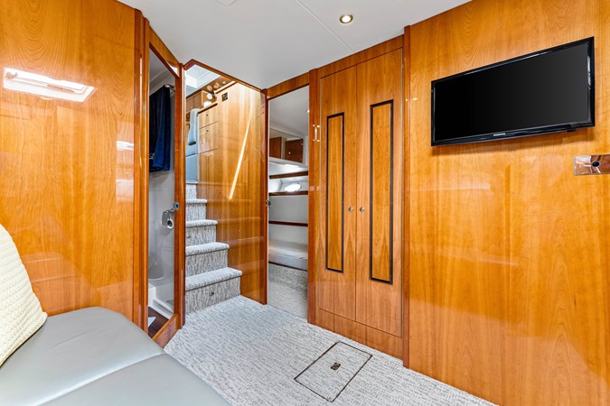 Photo of RIVIERA AUSTRALIA Lady B 50'