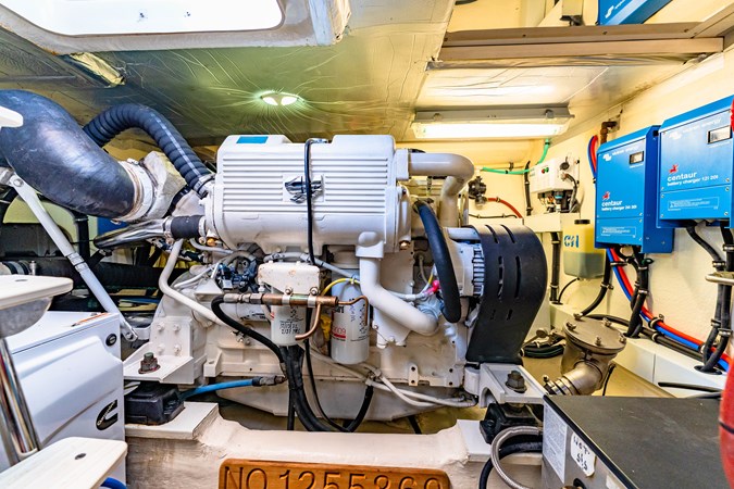 Photo of RIVIERA AUSTRALIA Lady B 50'