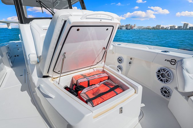 Photo of FOUNTAIN Aloan At Last  32'