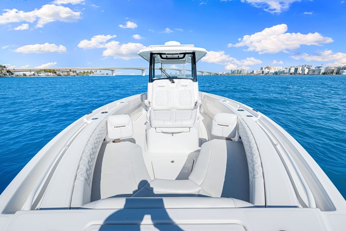 Photo of FOUNTAIN Aloan At Last  32'