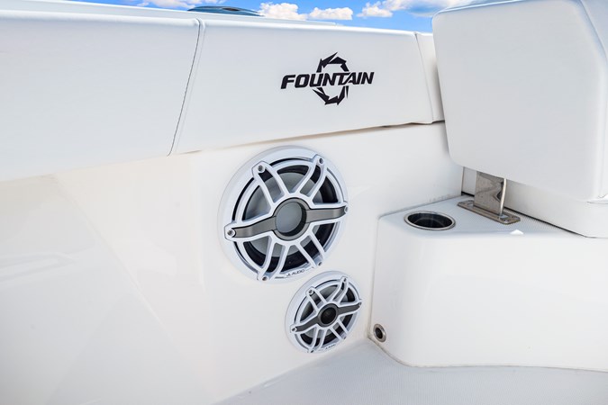 Photo of FOUNTAIN Aloan At Last  32'