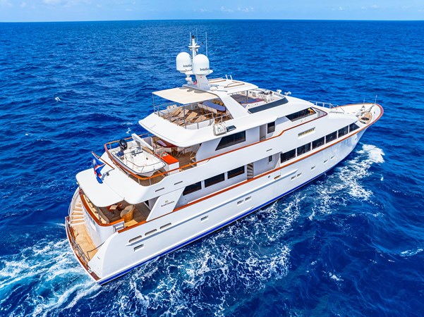 Photo of PALMER JOHNSON Costa Brava III 121' 6