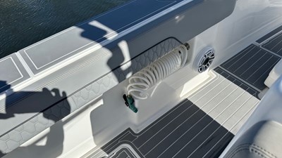 2021 BLACK WATER BOATS 36 SF - photo 7