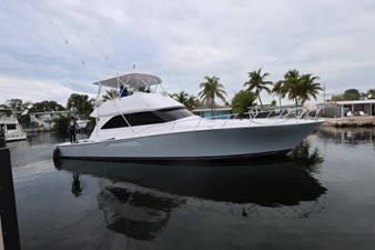 2005 VIKING 52 Convertible - photo 3
