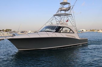 2018 HATTERAS 45 Express Sportfish - photo 3