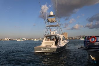 2018 HATTERAS 45 Express Sportfish - photo 5