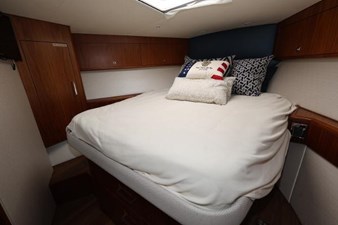2018 HATTERAS 45 Express Sportfish - photo 8