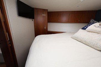 2018 HATTERAS 45 Express Sportfish - photo 9