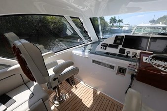 2018 HATTERAS 45 Express Sportfish - photo 21
