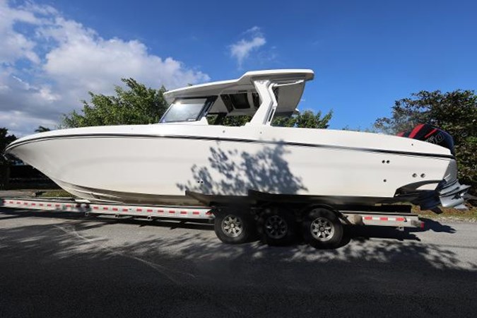 Photo of FOUNTAIN - 38' 4