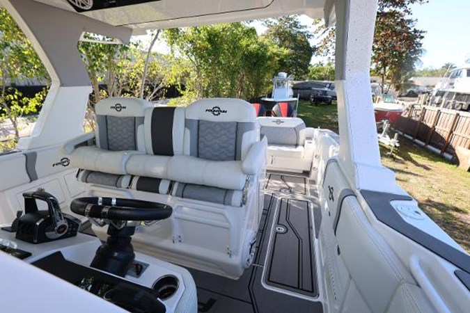 Photo of FOUNTAIN - 38' 4