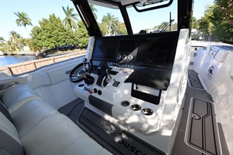 2023 FOUNTAIN 38 SCX - photo 21