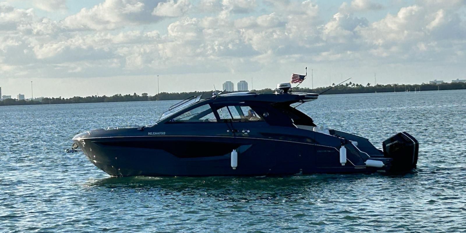 2023 CRUISERS YACHTS 42'