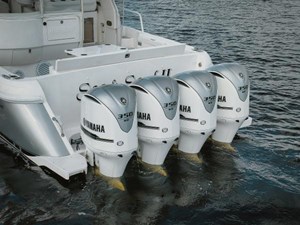 2018 INTREPID 475 Sport Yacht - photo 43