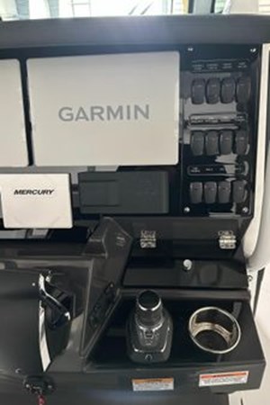 Photo of BLACKFIN 2024 Blackfin 302CC 32' 8