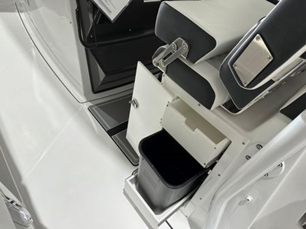 Photo of BLACKFIN 2024 Blackfin 302CC 32' 8