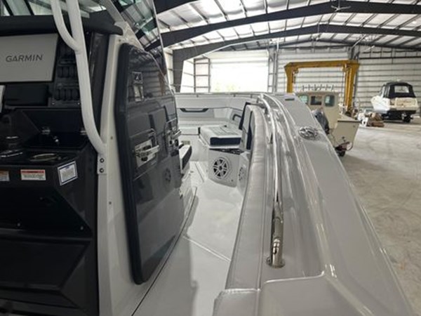 Photo of BLACKFIN 2024 Blackfin 302CC 32' 8