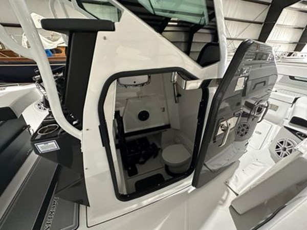 Photo of BLACKFIN 2024 Blackfin 302CC 32' 8