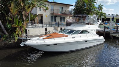 1997 SEA RAY 400 Sedan Bridge - photo 1