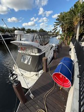 1997 SEA RAY 400 Sedan Bridge - photo 19