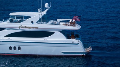 HATTERAS 2005 OUTRAGEOUS  Vessel #443792 - Photo Hatteras 80 49