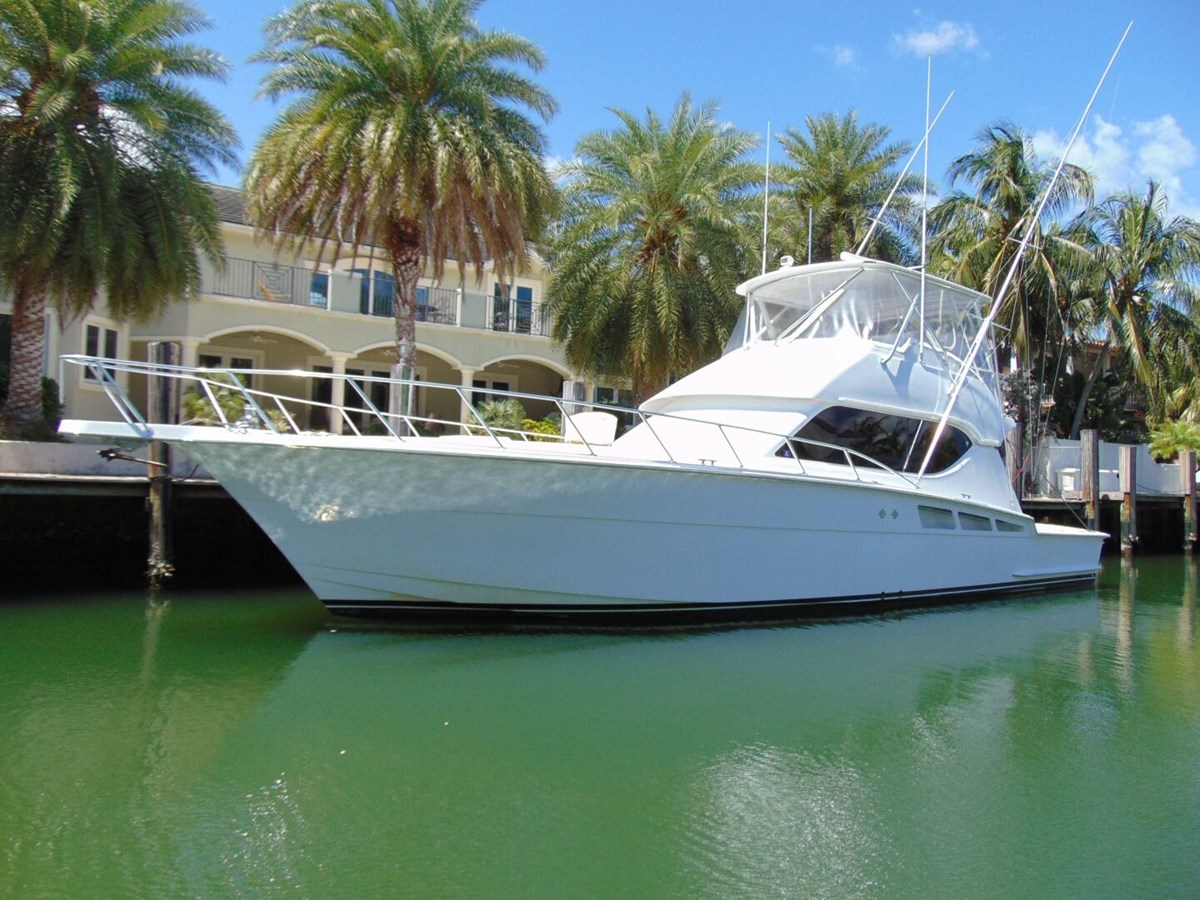 2005 HATTERAS 50'