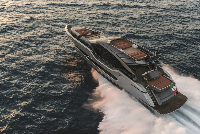 80 2025 83' 4" AB YACHTS