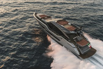 80 2025 83' 4" AB YACHTS