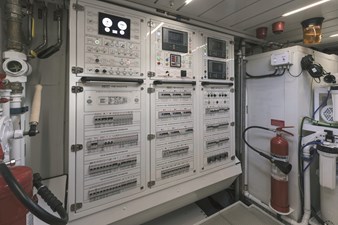 80 2025 83' 4" AB YACHTS