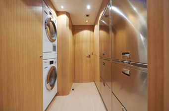 LONG ISLAND 78 2027 78' 0" JFA