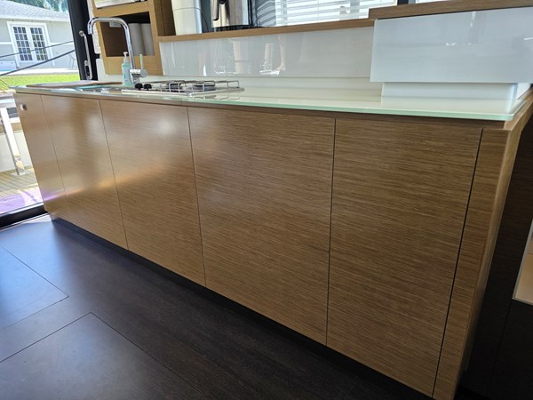 Photo of FONTAINE PAJOT NEPTUNE'S REVENGE 36' 9