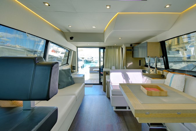 2019 50' 10" PRESTIGE