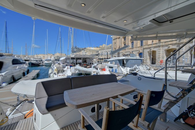 2019 50' 10" PRESTIGE