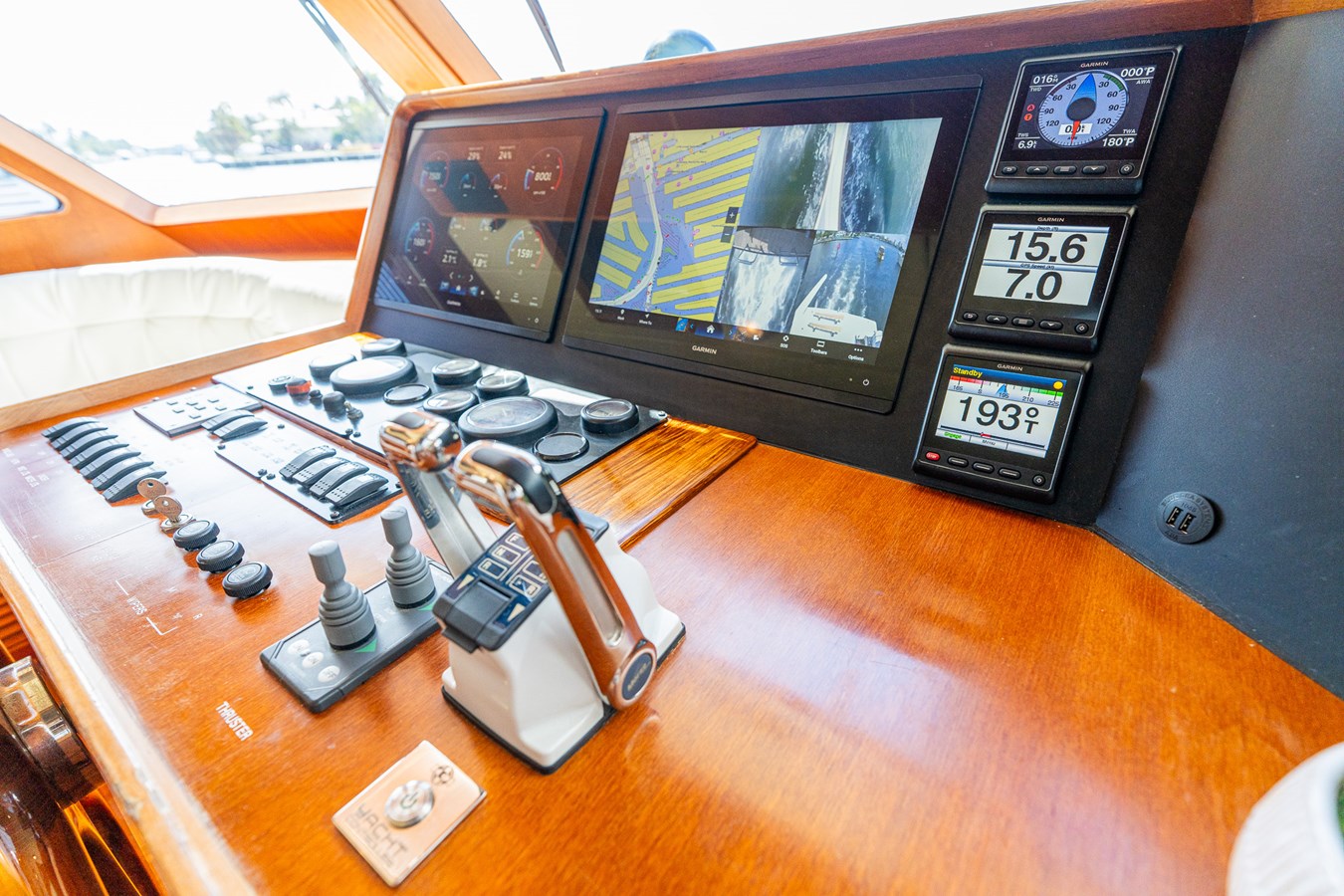 Pilothouse Helm
