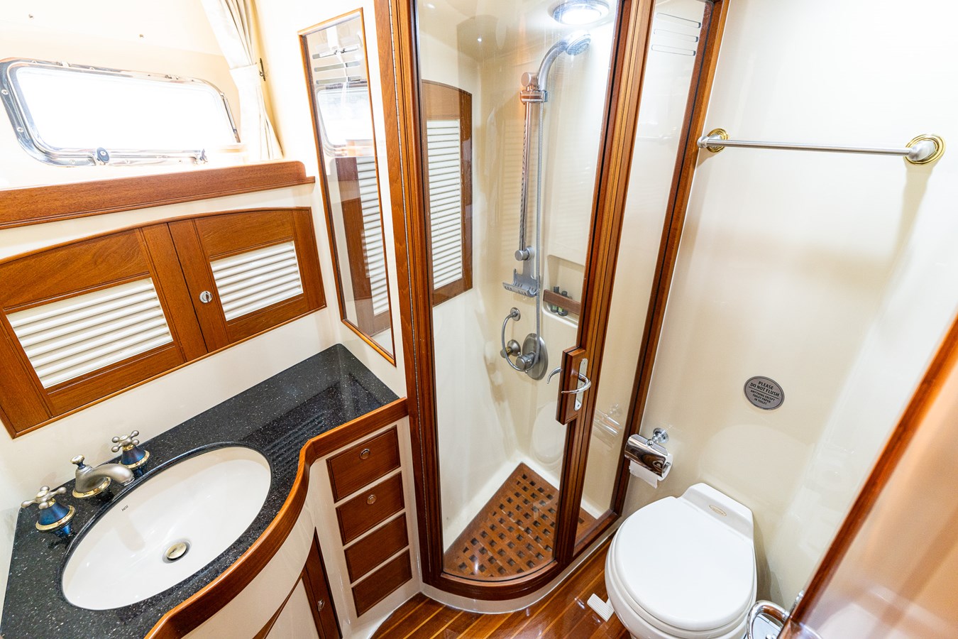 VIP and Guest Head with Shower