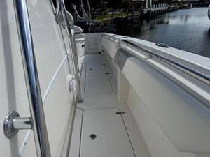 2008 FOUNTAIN 34 Center Console - photo 21