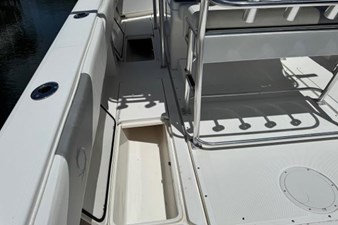 2008 FOUNTAIN 34 Center Console - photo 28