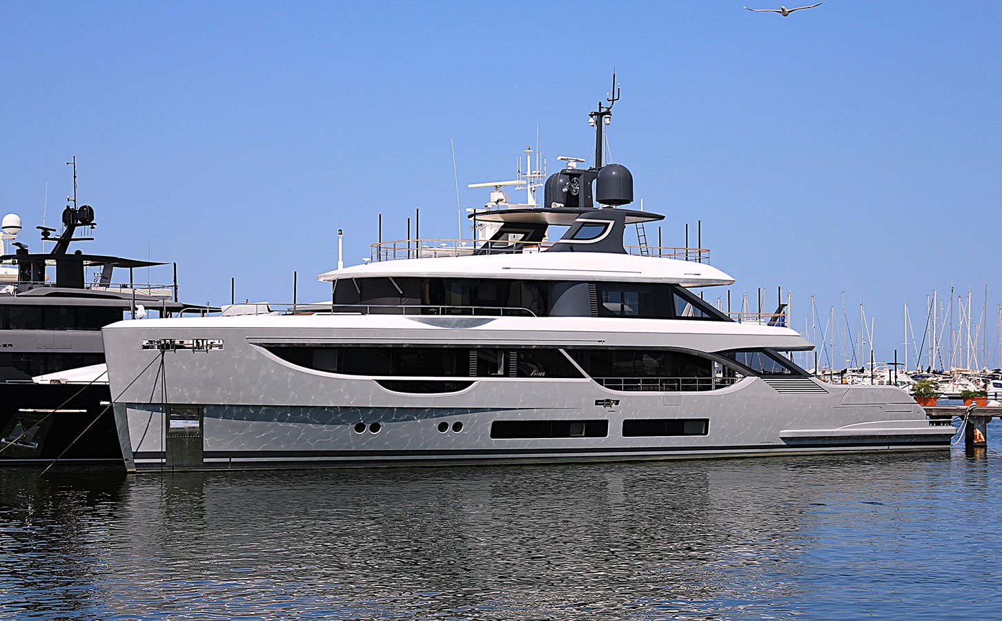 Oasis 34m BENETTI YACHTS — BENETTI YACHTS
