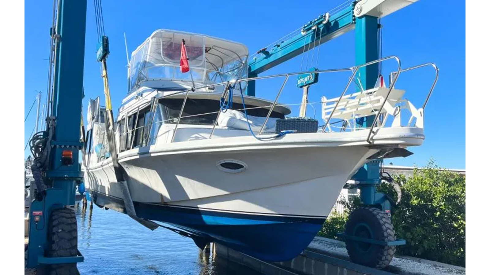 1987 BLUEWATER YACHTS COASTAL CRUISER| 42' 444957