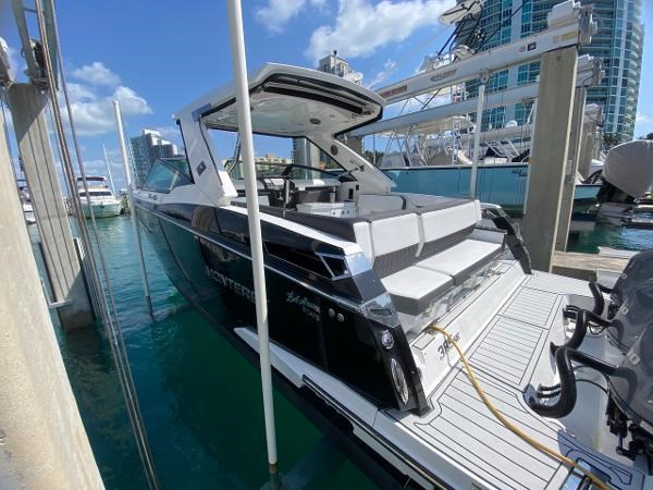 Photo of MONTEREY - 38'