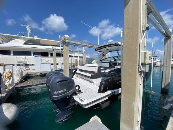 Photo of MONTEREY - 38'