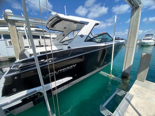 Photo of MONTEREY - 38'