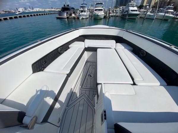 Photo of MONTEREY - 38'