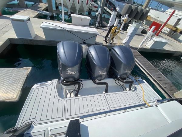 Photo of MONTEREY - 38'