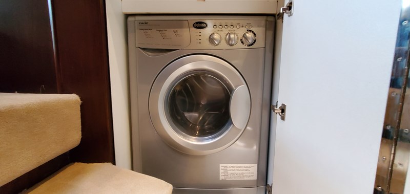 Photo of FAIRLINE Sea Change 65'