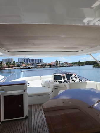 Photo of AZIMUT YACHTS - 70' 11